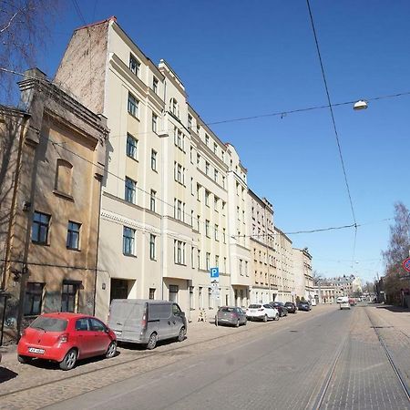 Апартаменти New Bohemian Crash Pad In Riga Center Екстер'єр фото